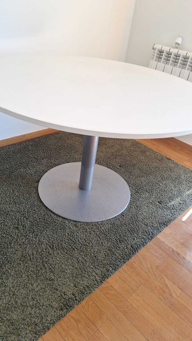 Mesa sala lacada a branco em excelente estado!