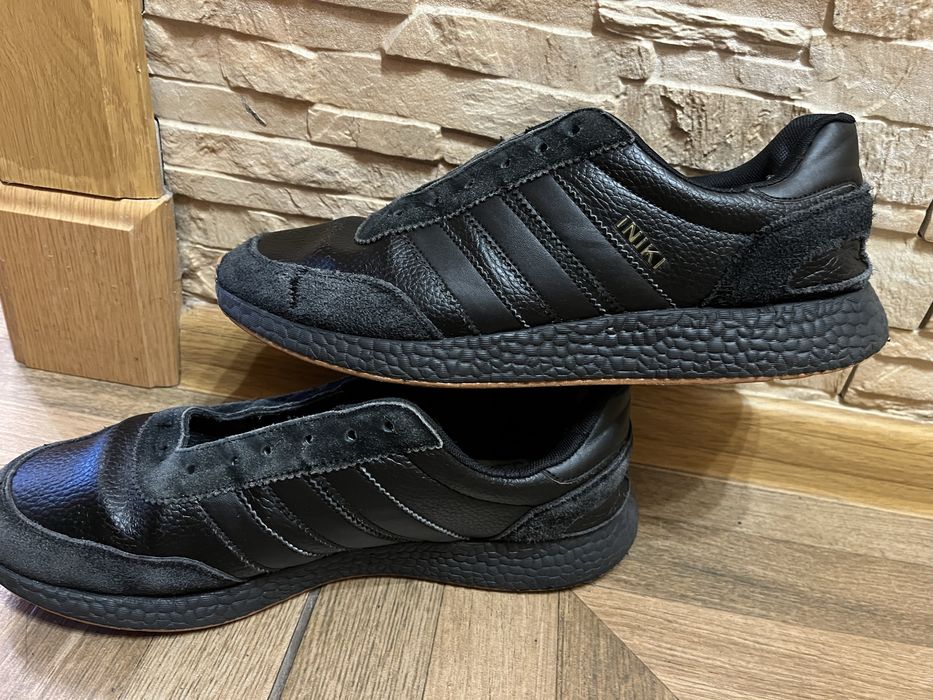 Кросівки Adidas iniki р44