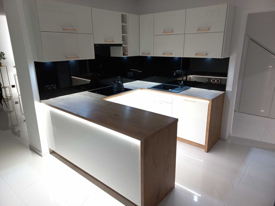 Meble na wymiar. Meble kuchenne, szafy. Projekt i Montaż