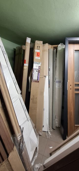 Drzwi i futryny, różne.