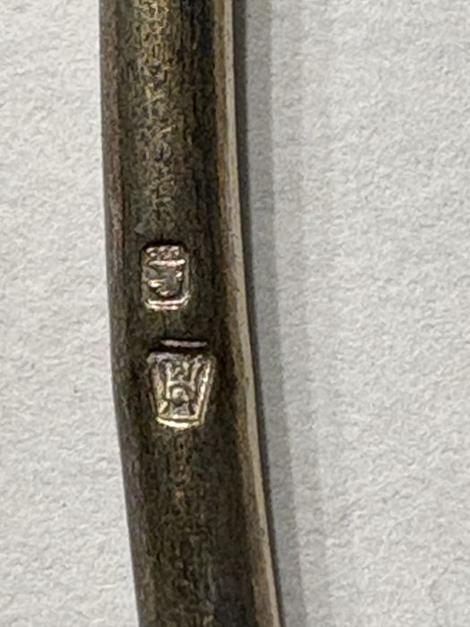 Quadro com miniatura de um estetoscópio em prata portuguesa