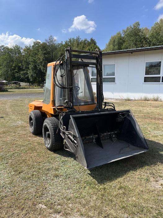 Wózek widłowy/koparka valmet h480