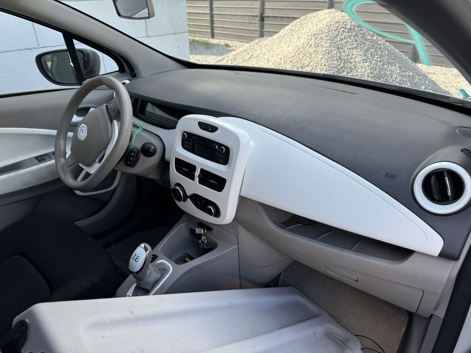 Запчастини рено зое, компресор