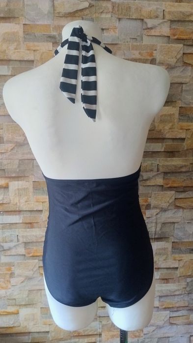 Strój kąpielowy jednoczęściowy rozmiar L/xl
