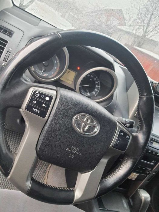 Toyota Land Cruiser Prado 2012 пропан-бутан бензин 2.7 позашляховик
