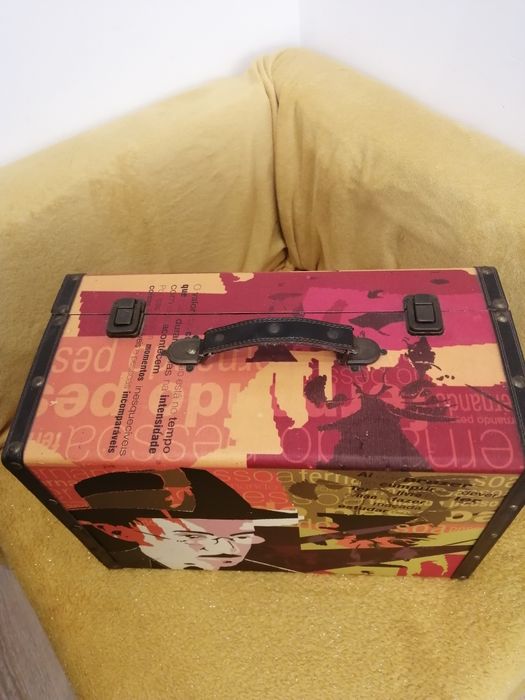 Mala baú Fernando Pessoa  médio e original