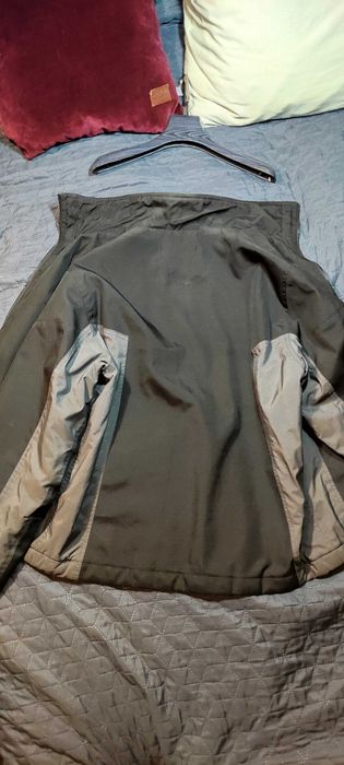 Класна чоловіча  куртка Demitechnic Jack&Jones  L