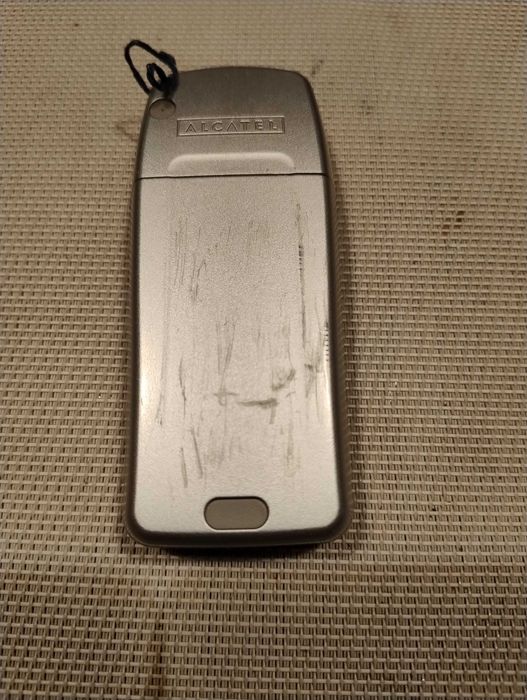 Alcatel XG1 z ładowarką