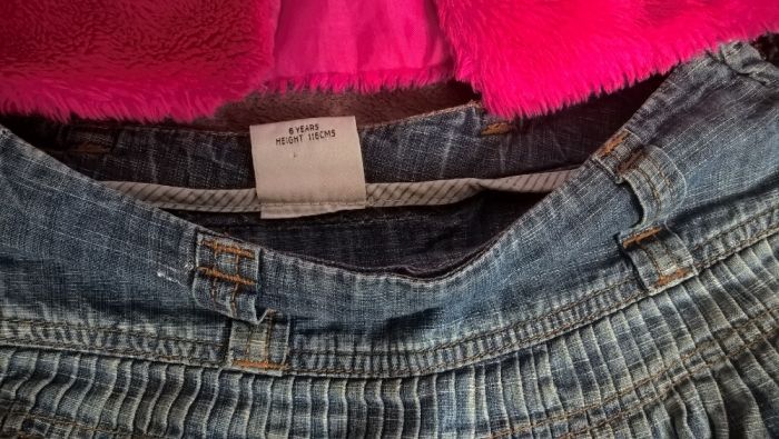 komplet- kamizelka, spódniczka