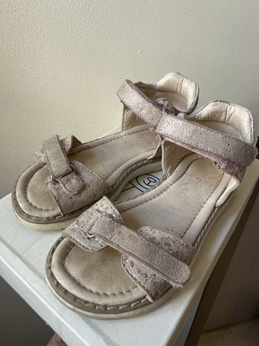 Sandałki Lasocki 27  skóra gratis