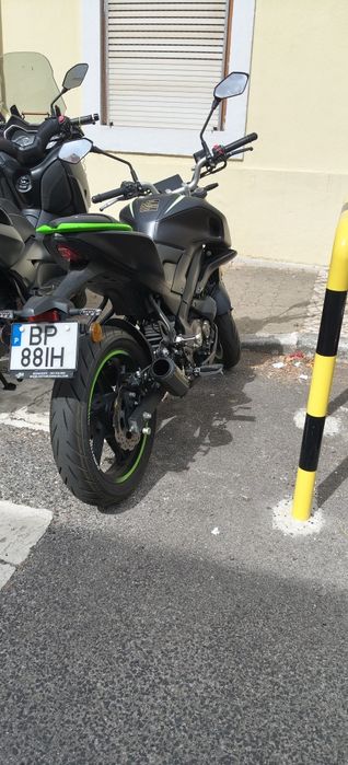 QJ SRK 125 -- Como nova!
