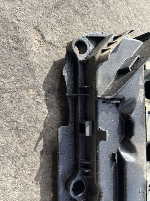 Pokrywa zaworow bmw e46 e39 e60 e61 e83 e53 m54 m52tu 2.2i 2.5i 3.0i