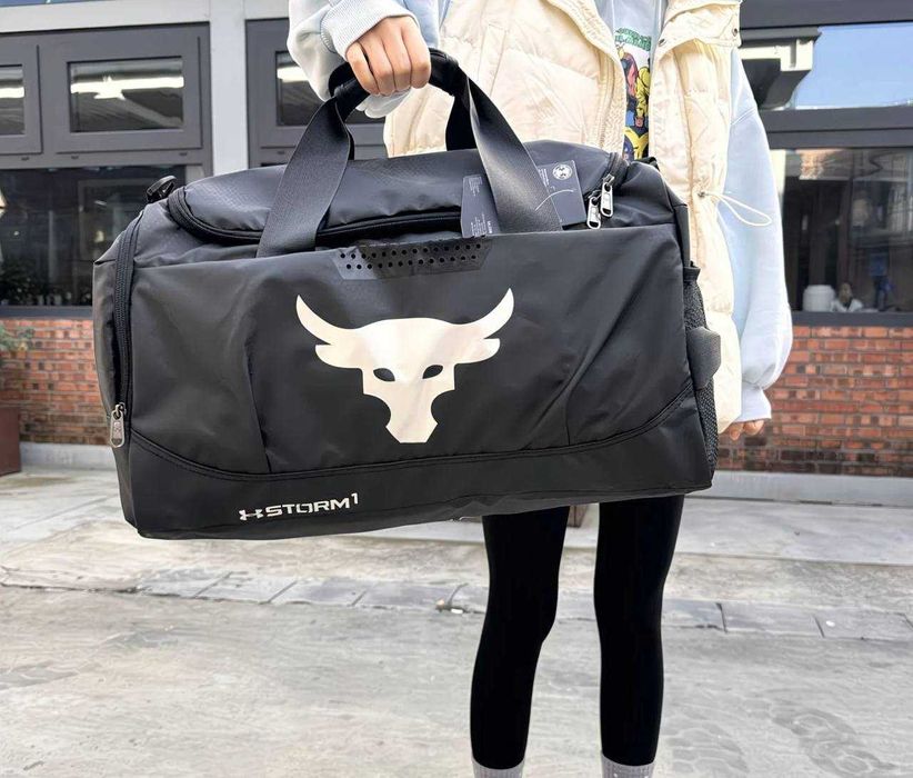 Спортивна сумка Under Armour storm