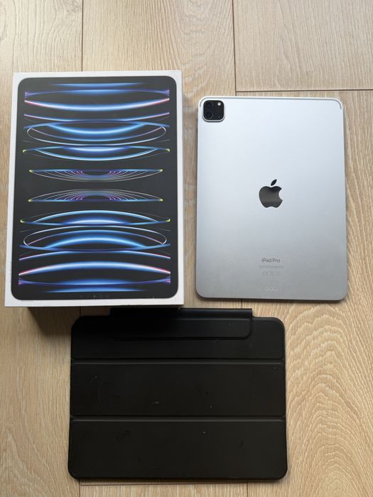 Apple iPad Pro 11” M2 4. gen. 128 GB Wi-Fi – Stan idealny + etui