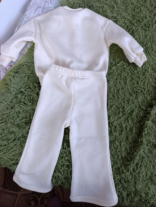 Костюм для дівчинки