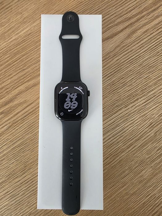 Apple Watch Series 11 GPS – stan idealny, założony tylko 2 razy