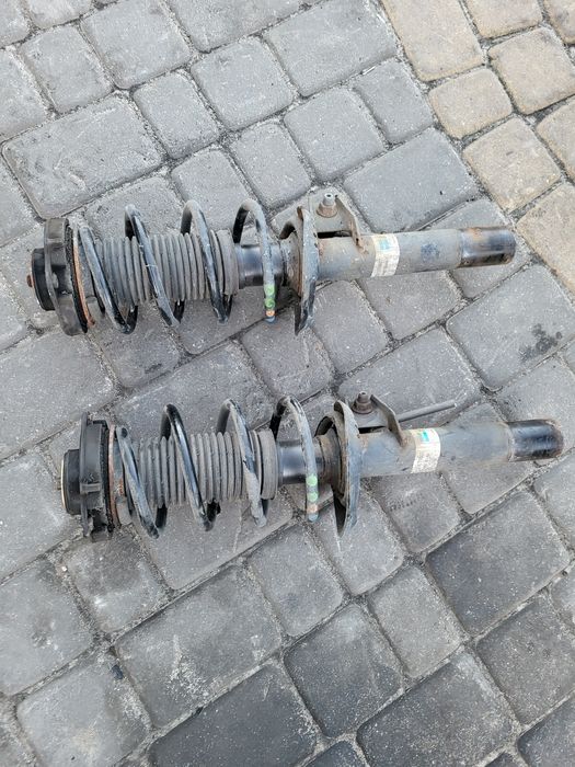 Amortyzatory sprężyny vw golf 5 2.0sdi komplet bez wycieków