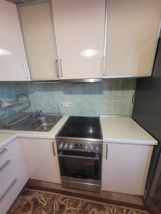 Сдам 2к Шевченківський р-н  м Сирець вул Олешквська 15