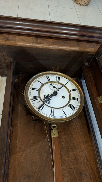 Stary zegar ścienny