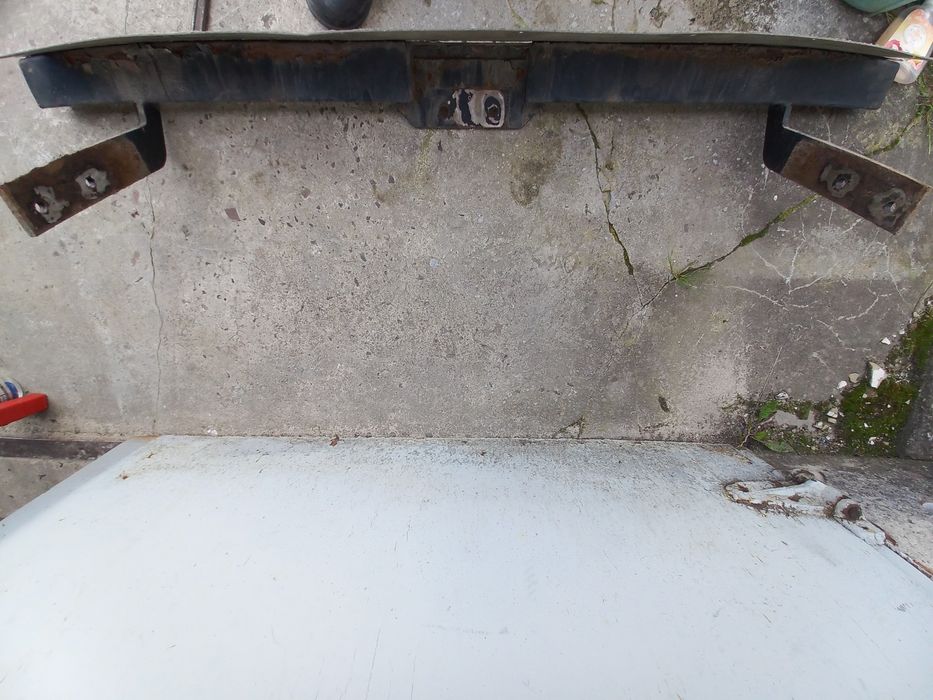 Підніжка,захист бампера Трафік