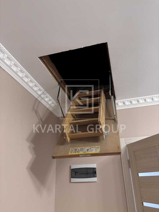 Продаж шикарного 2 поверхового будинку з ремонтом