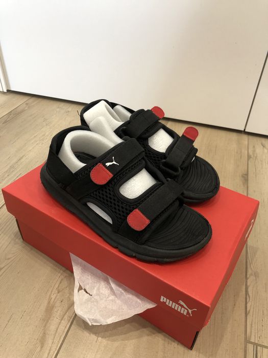 Сандалі сандали босоніжки Puma 32