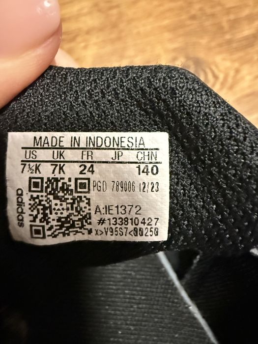 Кросівки adidas 24 розмір