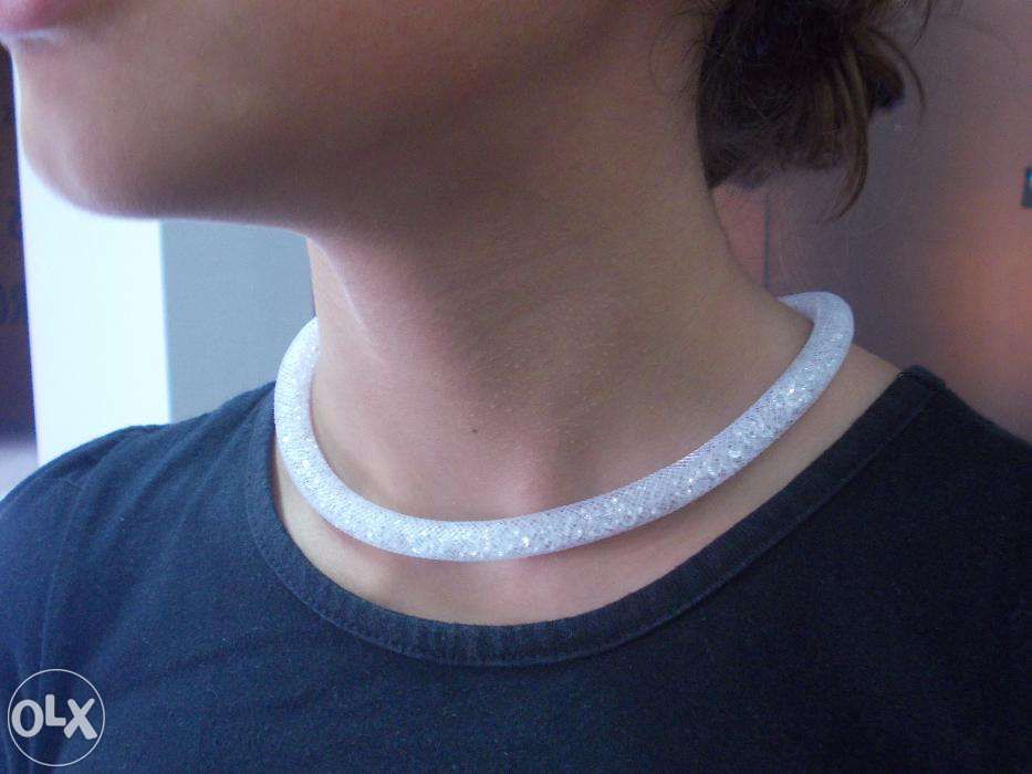 Pulseira tubo de nylon com swarovskis Artigo NOVO