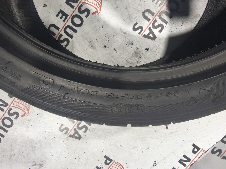 2 pneus semi novos 255-35R19 Hankook - Oferta dos portes