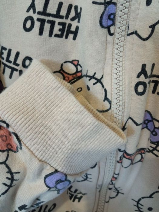 Bluza Hello Kitty 128 Sinsay