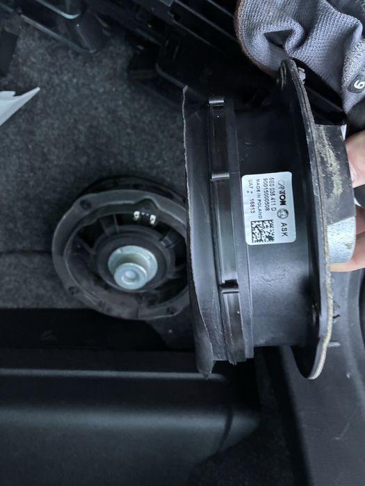 Canton Glosniki zestaw Skoda Octavia III