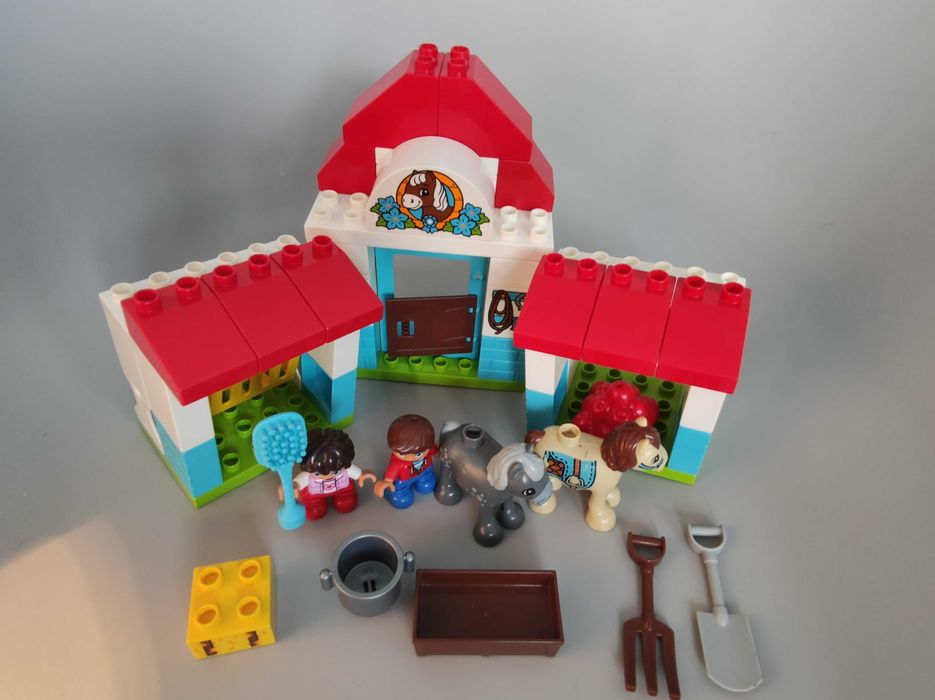 Lego duplo Конюшня 10868