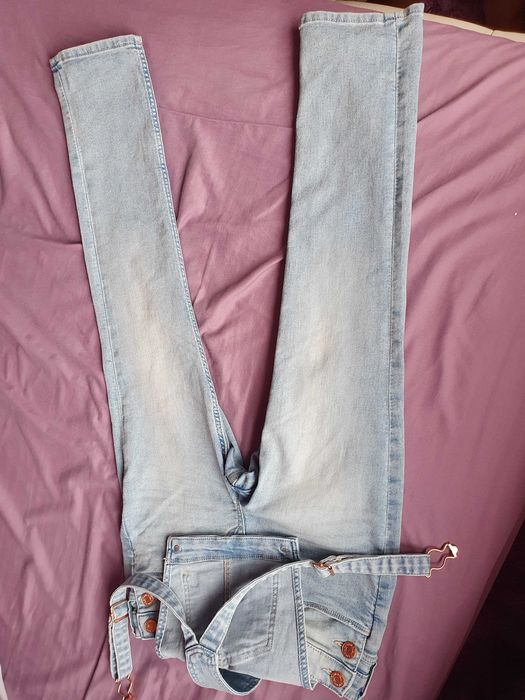H&M - Spodnie, jeansy, ogrodniczki 7-8 lat, 128 jak nowe