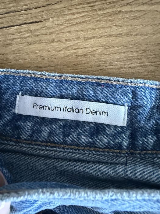 Świetne spodnie Calvin Klein prosta nogawka roz W25xL32