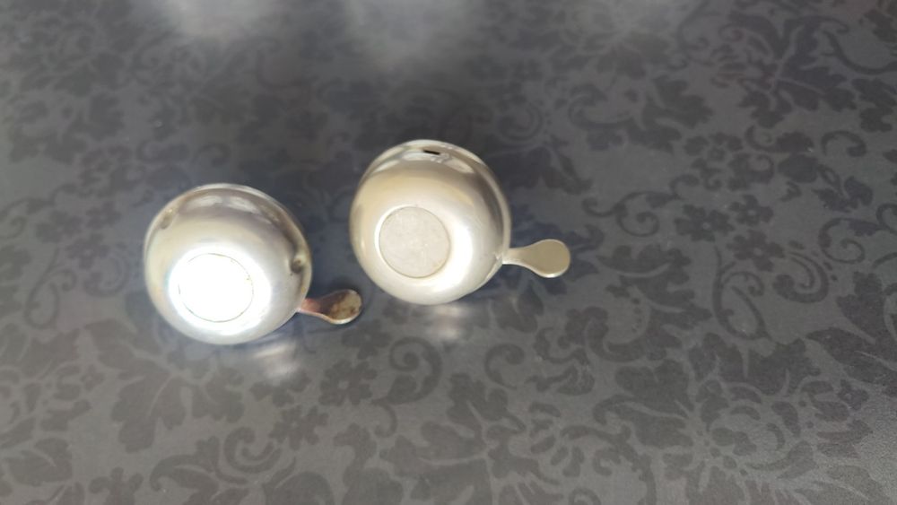 Stare dzwonki rowerowe