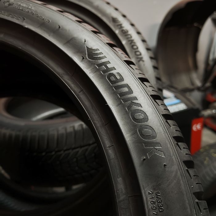 225/40/18 XL Sprzedam komplet opon zimowych Hankook