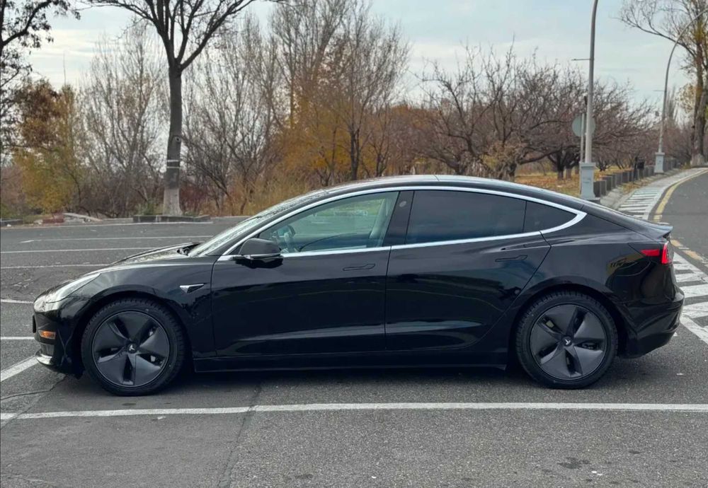 Tesla Model 3 Dual Motor Long Range 2019