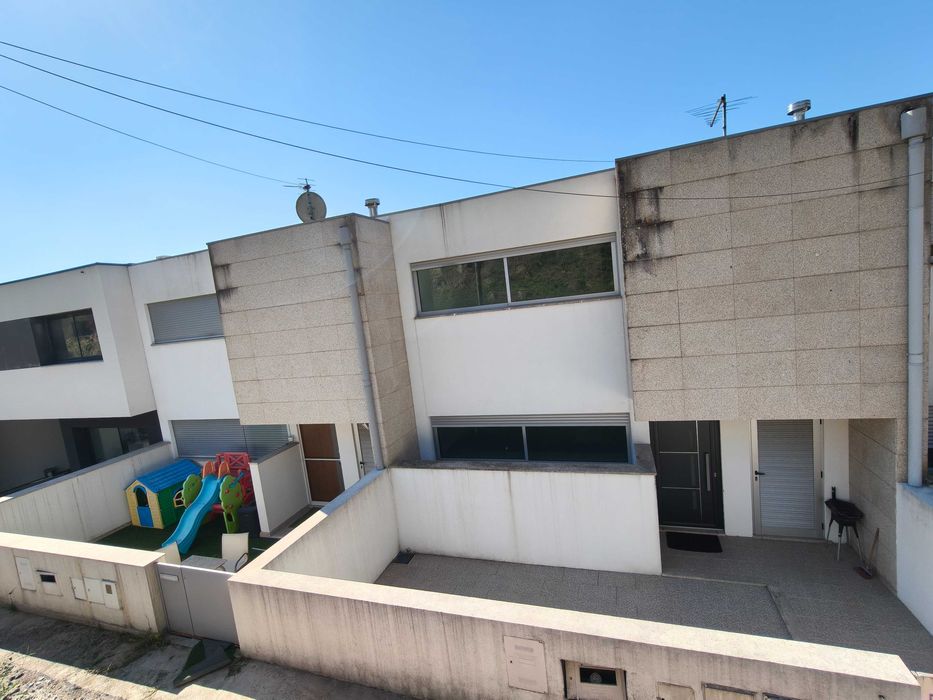 Moradia T3 à venda em Infias, Vizela — foto 2