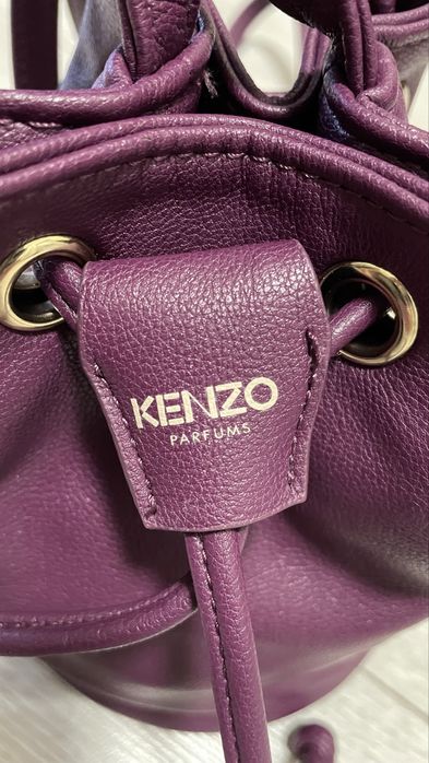 Сумка від бренду Kenzo