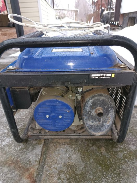 Генератор однофазний