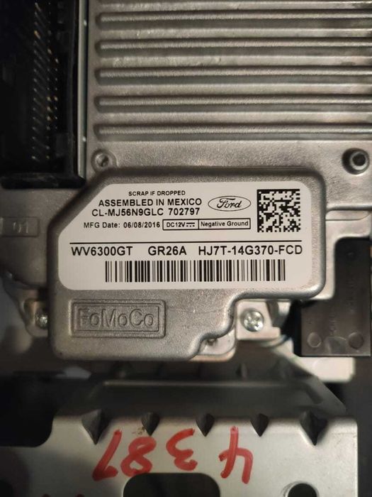 Продам мультимедію Lincoln MKC 2016 !