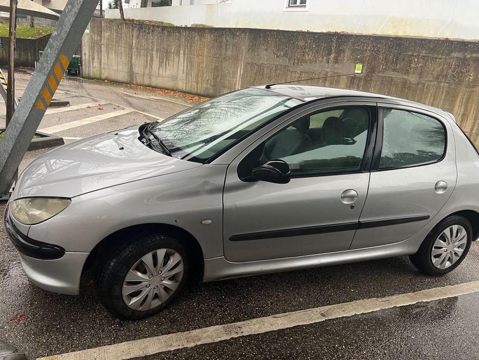 Carro peugeot usado