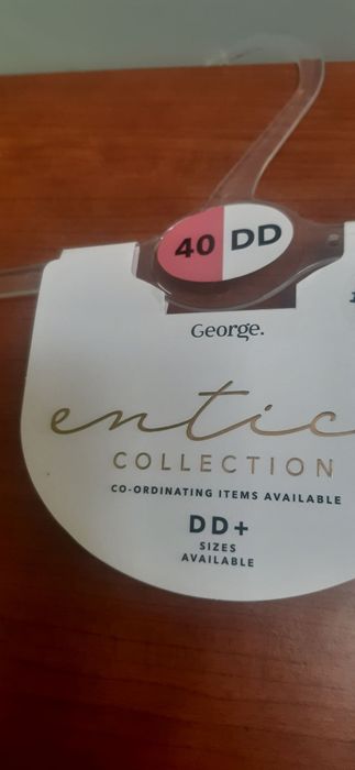 Piekny biustonosz damski