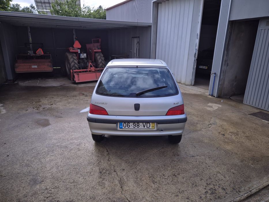Peogeot 106 como novo poucos kilometros