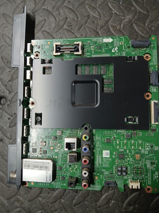 PEÇAS - TV LED 50" - Samsung UE50JU6800K - com Ecrã Partido!!!