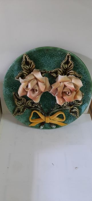 Prato decorativo em porcelana