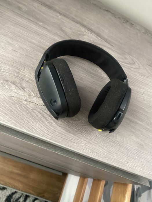 Навушники Logitech g435