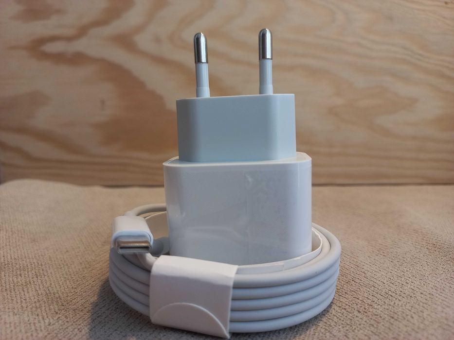 Szybka ładowarka sieciowa + kabel USB typ C / USB typ C