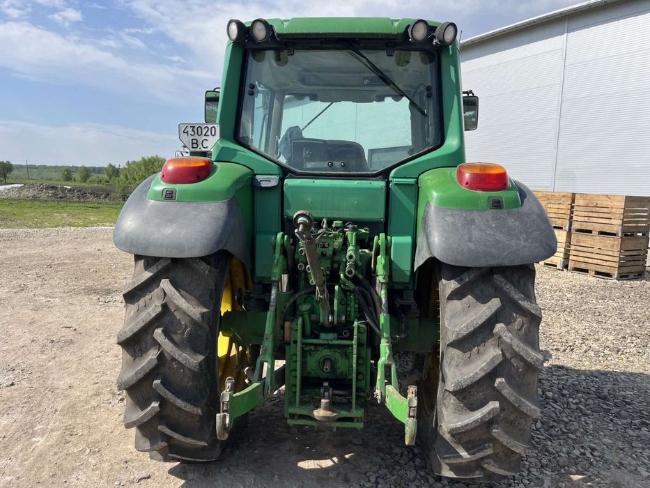 Трактор John Deere