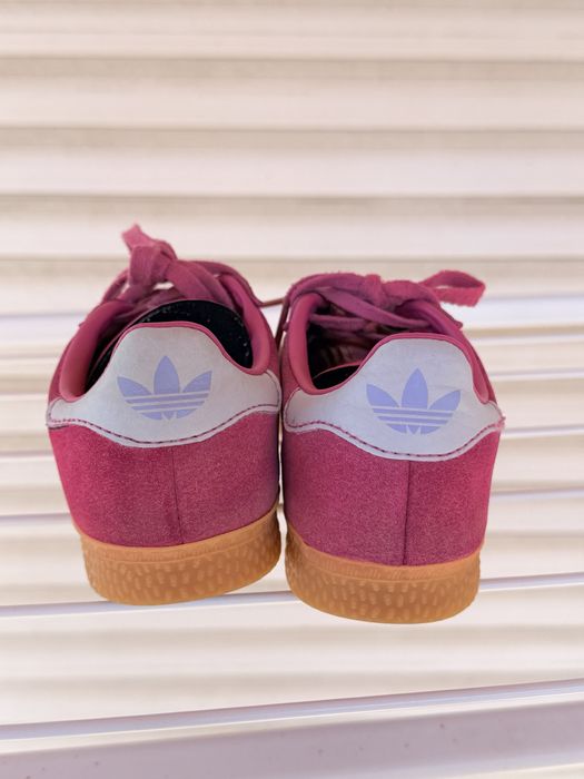 Sapatilhas Adidas Gazelle no.31 como novas